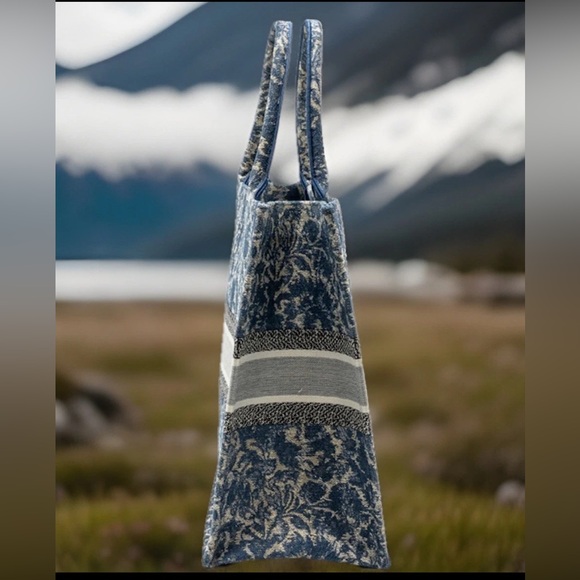 Dior Large Book Tote Brocart Embroidery With Denim Effect - Picture 6 of 12